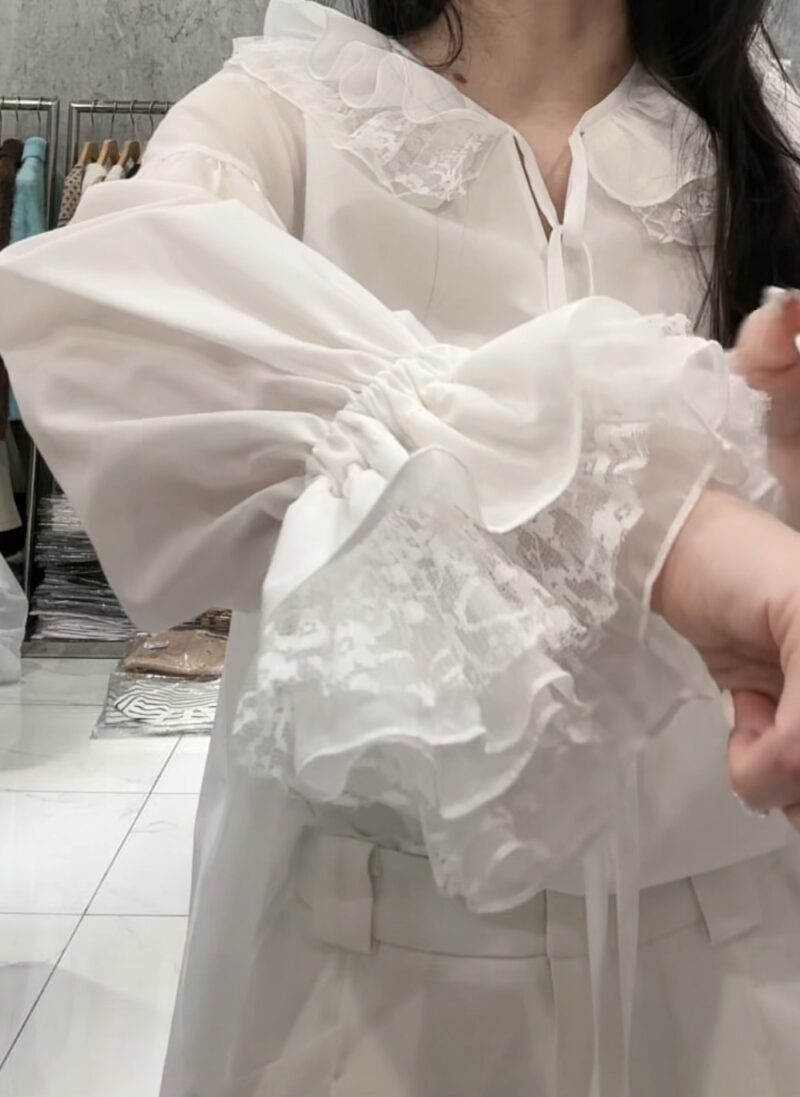 三層荷葉邊蕾絲澎袖襯衫