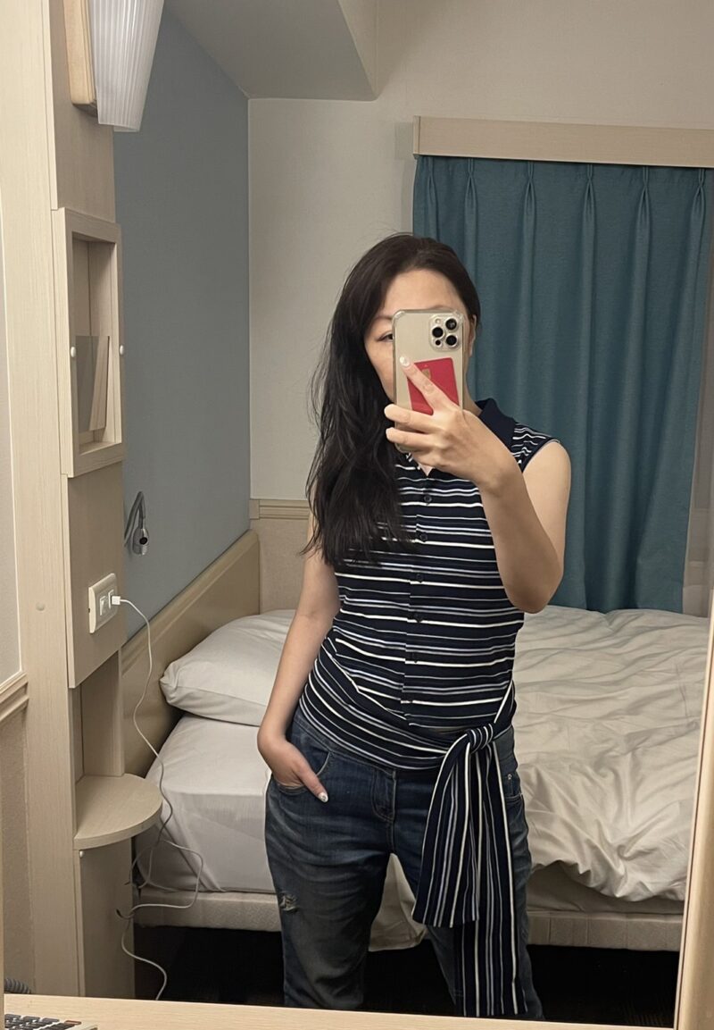 Stripe Chic 綁帶條紋無袖襯衫