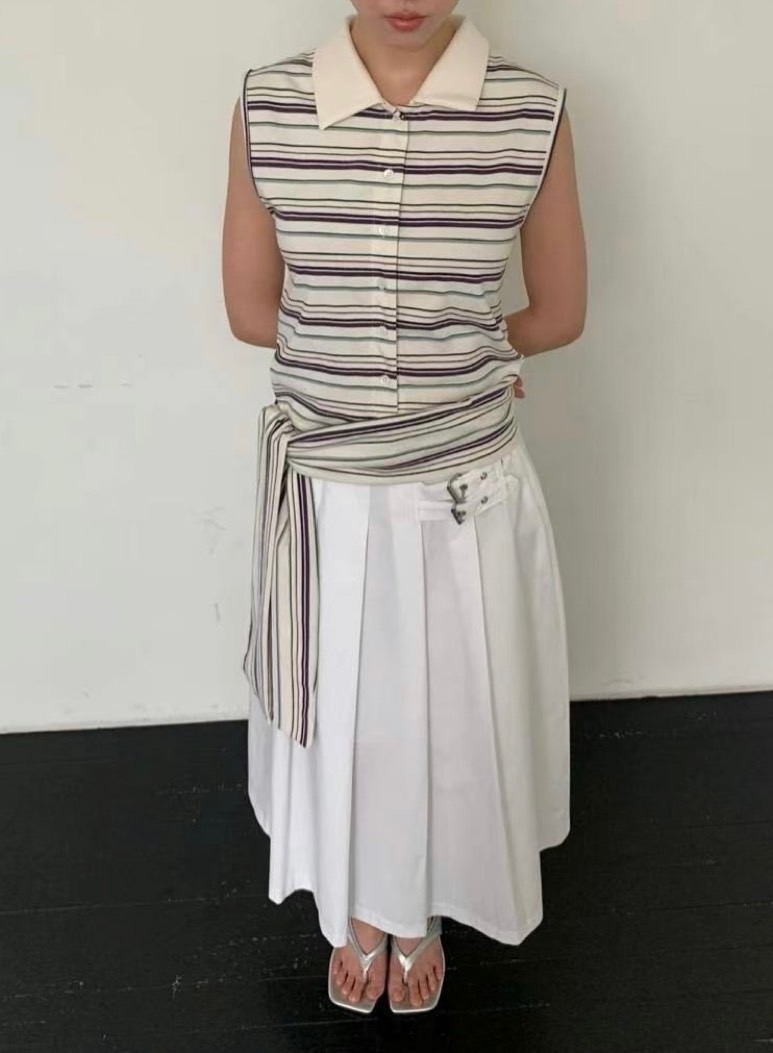 Stripe Chic 綁帶條紋無袖襯衫