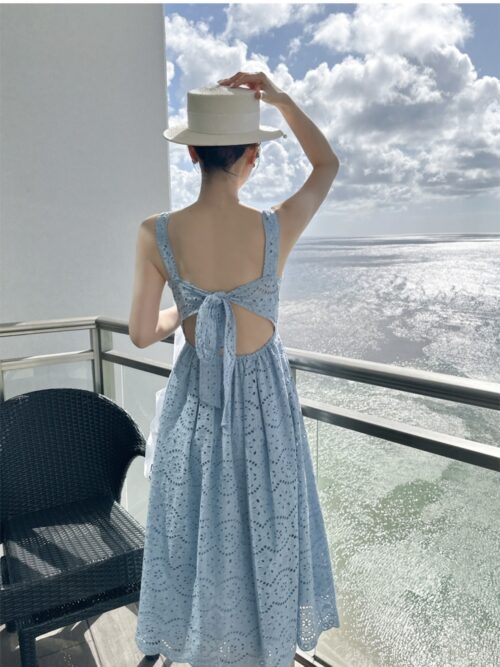 露背蝴蝶結綁帶洋裝