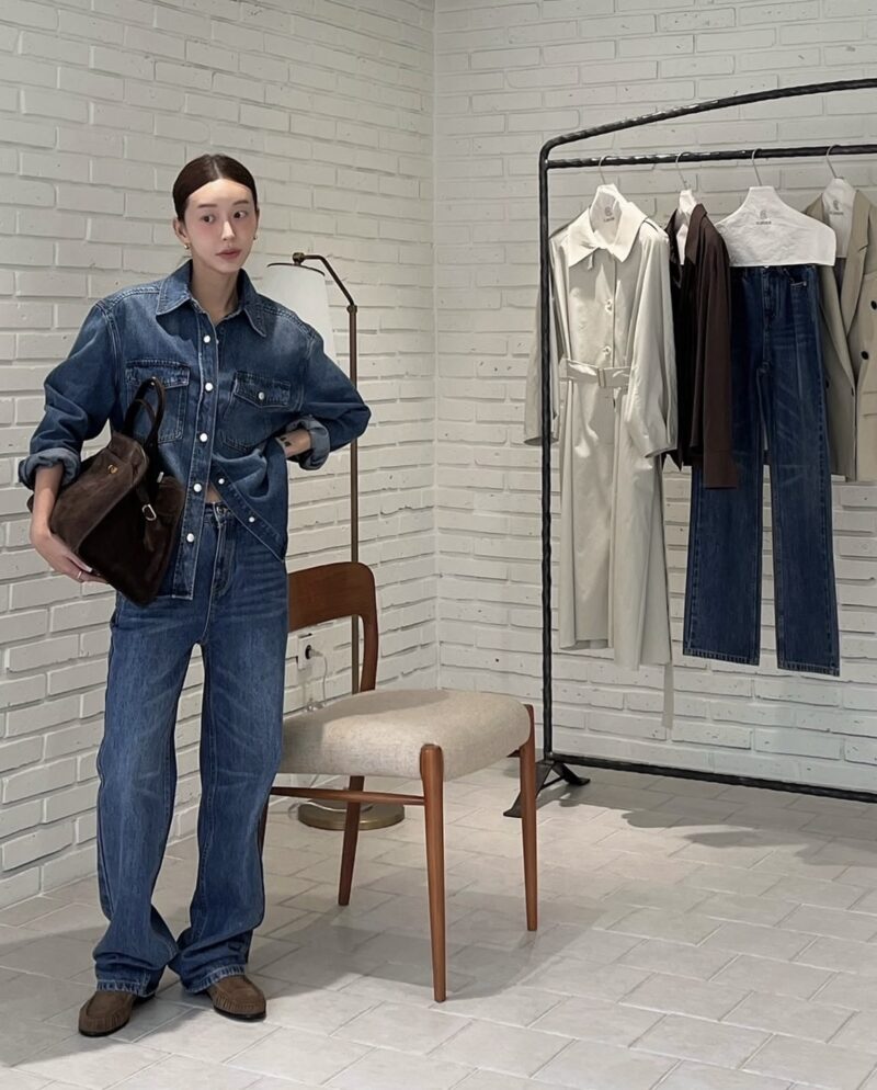 ELBORN 高腰直筒牛仔褲