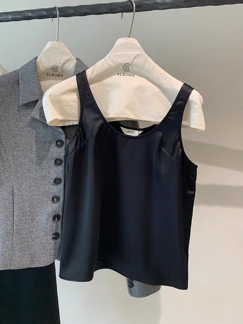 ELBORN 圓領光澤背心｜三色