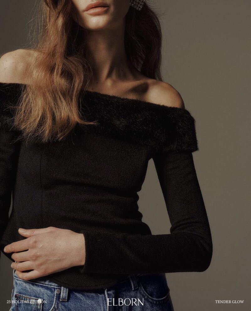 ELBORN 一字毛領上衣｜黑