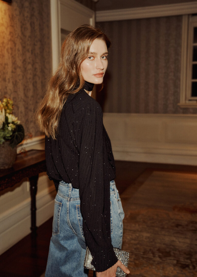 ELBORN 星光閃絲V領繫帶上衣