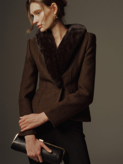 ELBORN 柔絨領羊毛收腰外套｜咖