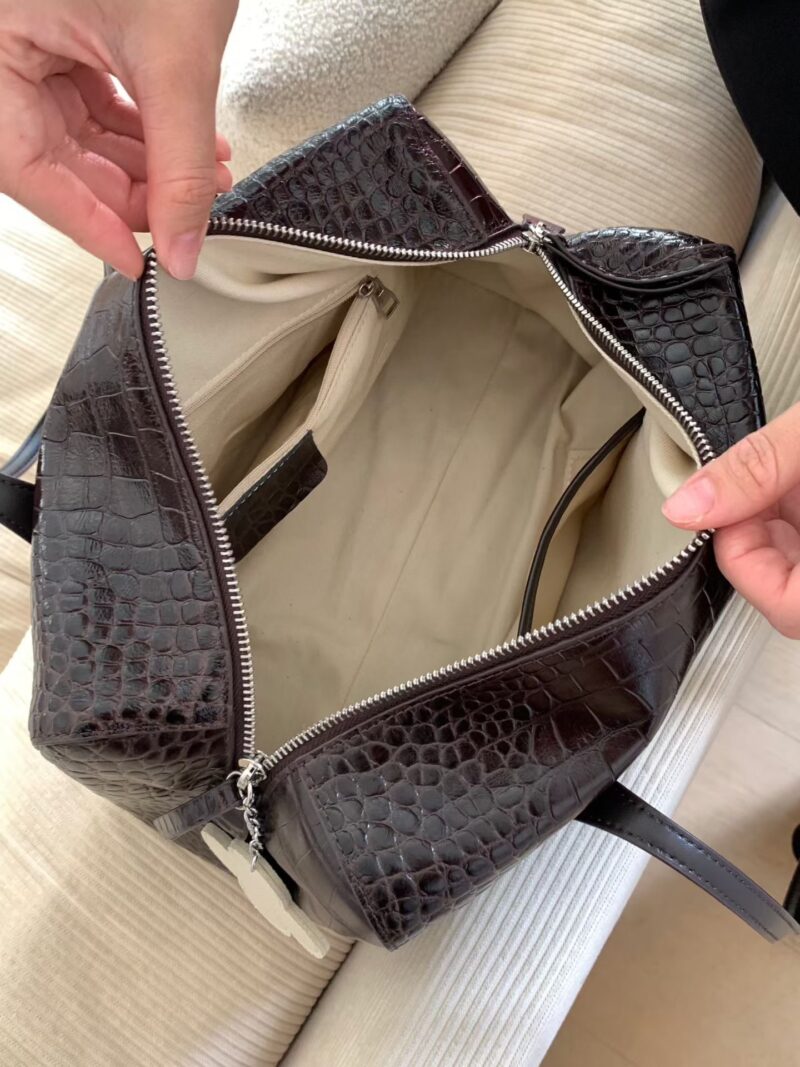 鱷魚壓紋牛皮托特包